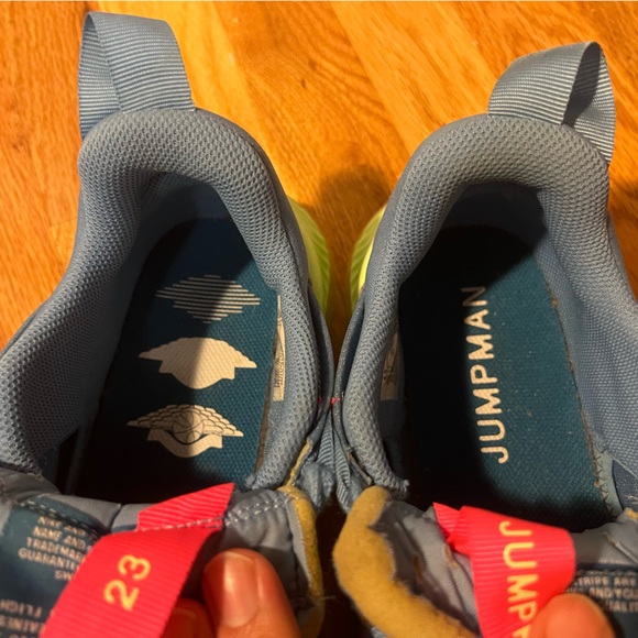 Air Jordan Delta Blue Beyond - Picture 9 of 12